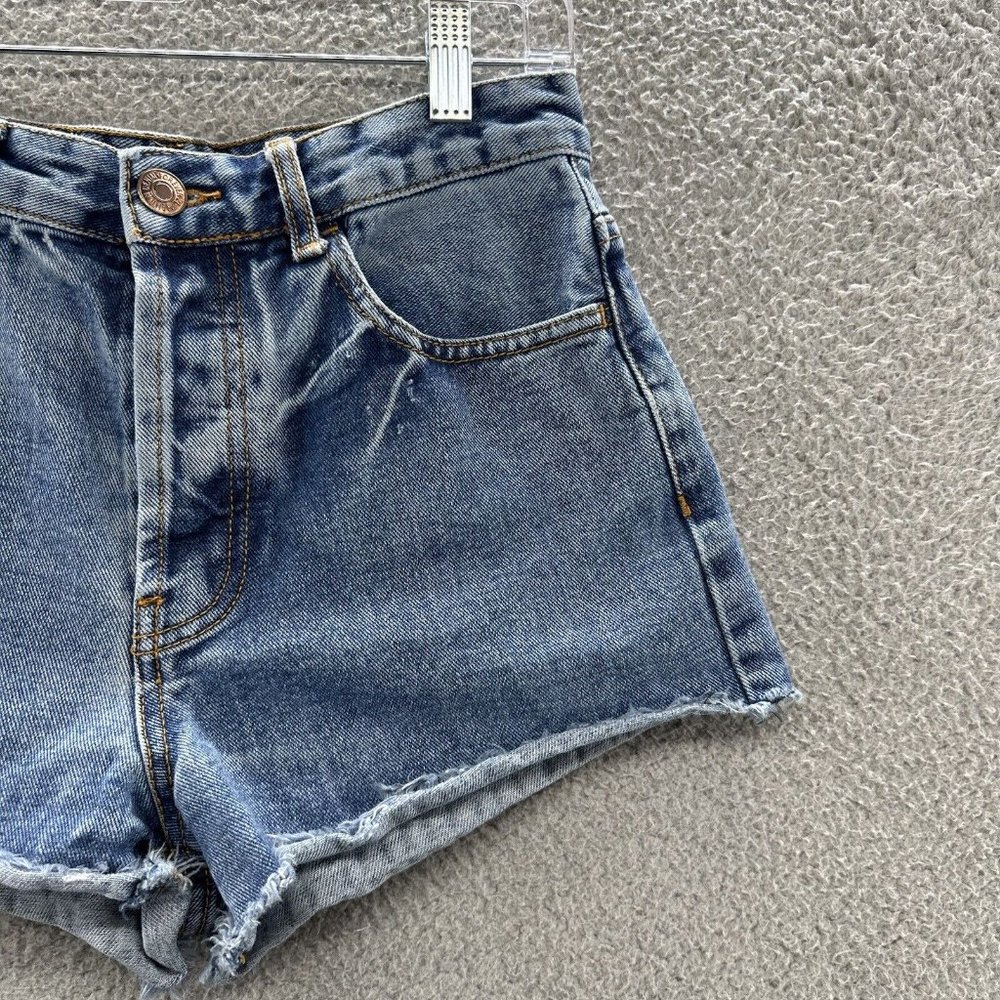 Forever 21 Shorts Women's 26 Blue Denim Cut Off Shorts Size 26 - Picture 2 of 12